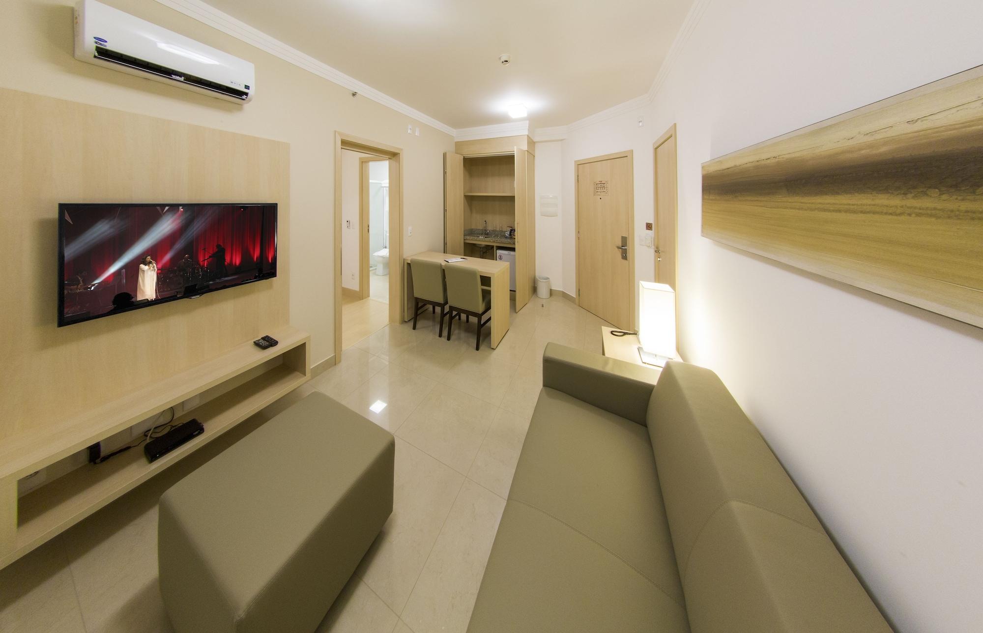 Hotel Mont Blanc Premium Ribeirão Preto Exteriör bild A typical apartment at the complex