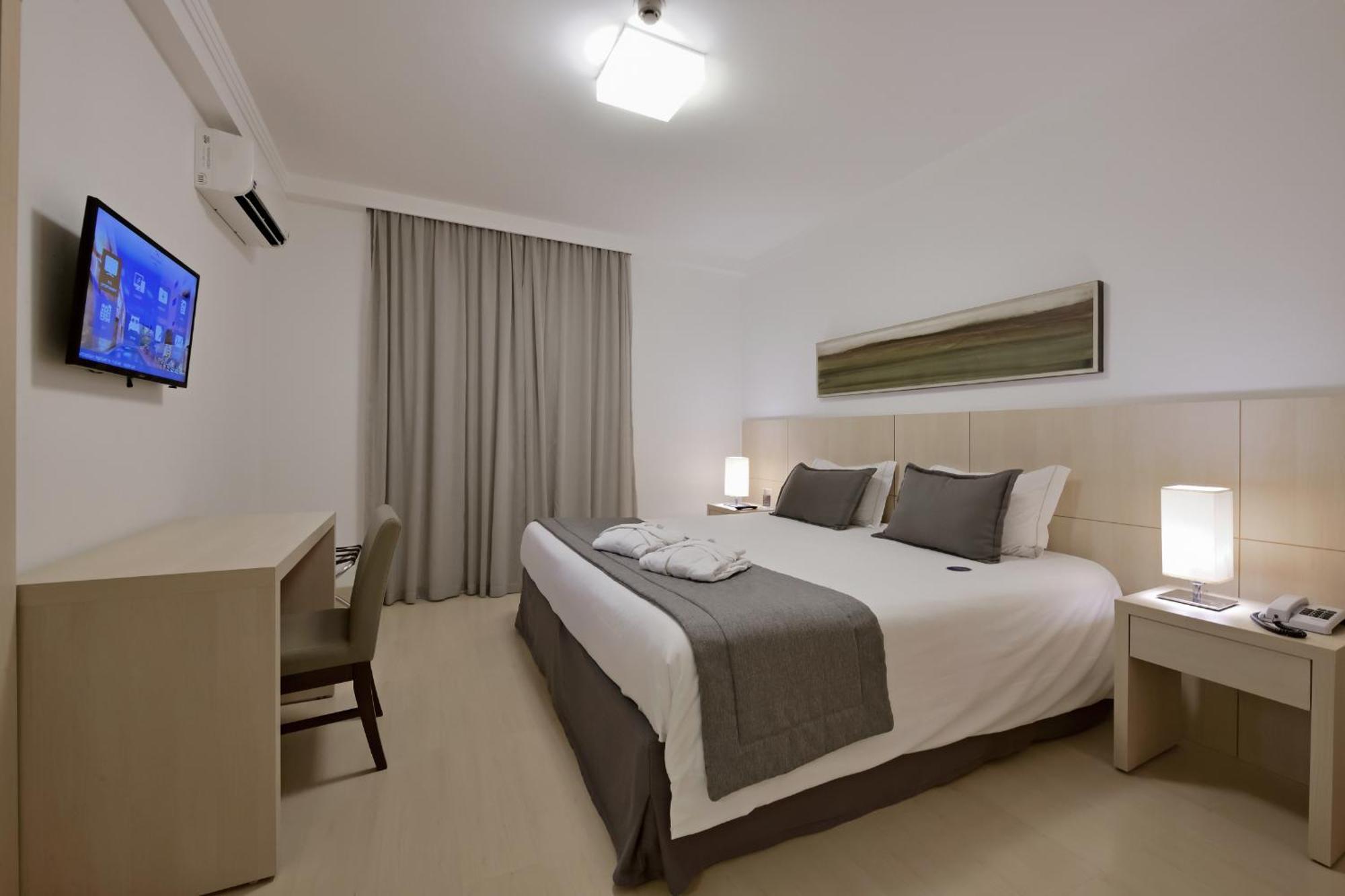 Hotel Mont Blanc Premium Ribeirão Preto Rum bild