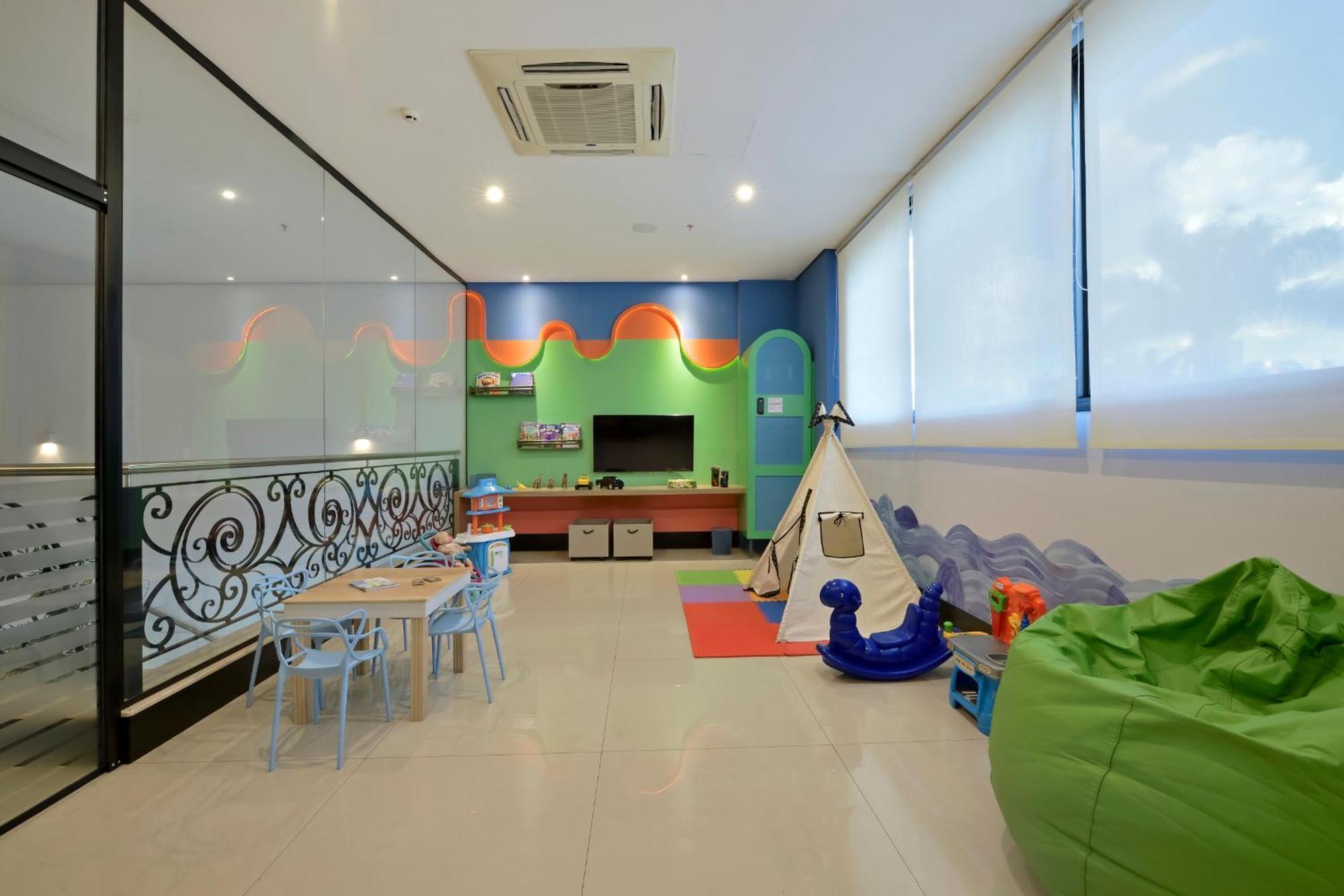 Hotel Mont Blanc Premium Ribeirão Preto Exteriör bild Children's room